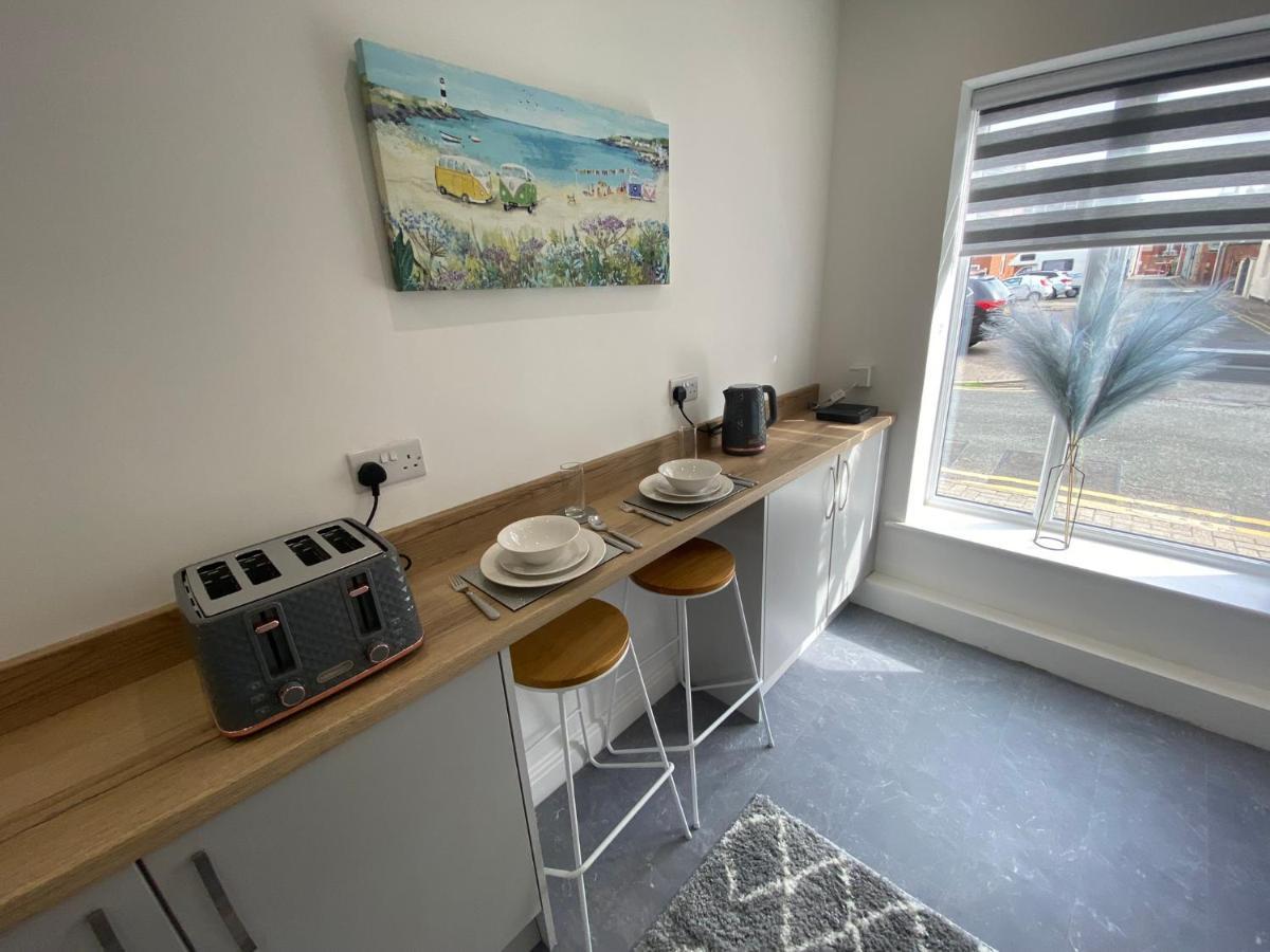 Abode - Silver Sands Homestay *