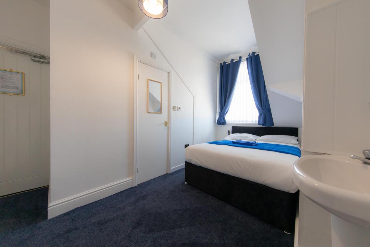 The Adonis Hotel *