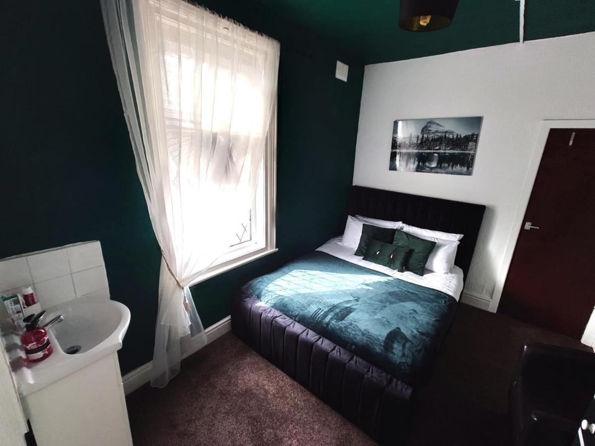 Galaxy Flats Apartment *
