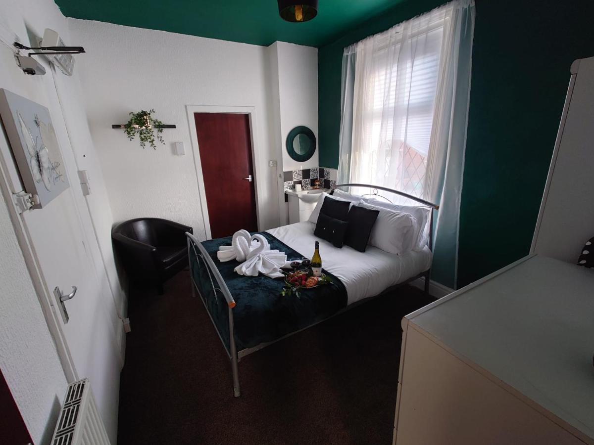 Apartment Galaxy Flats Blackpool