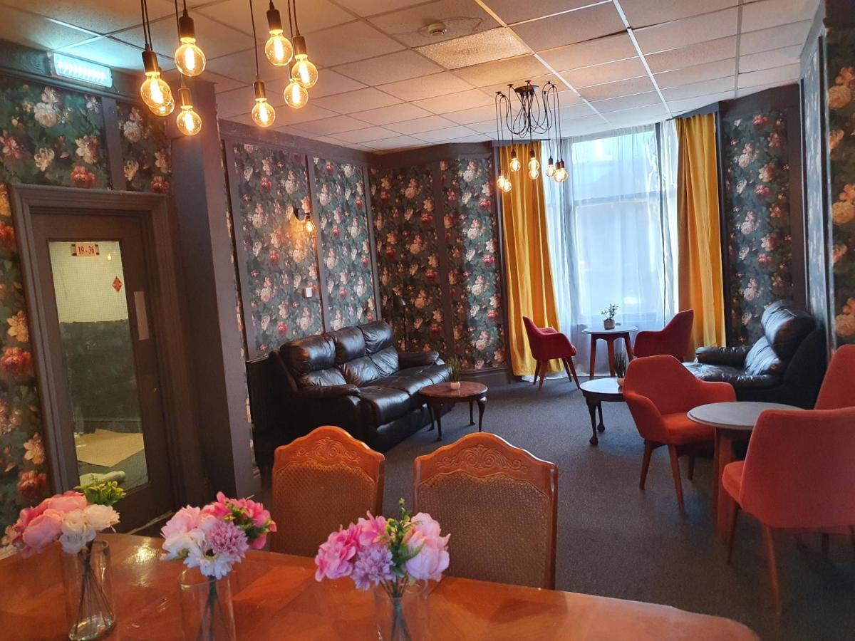 Balkan 3* Blackpool
