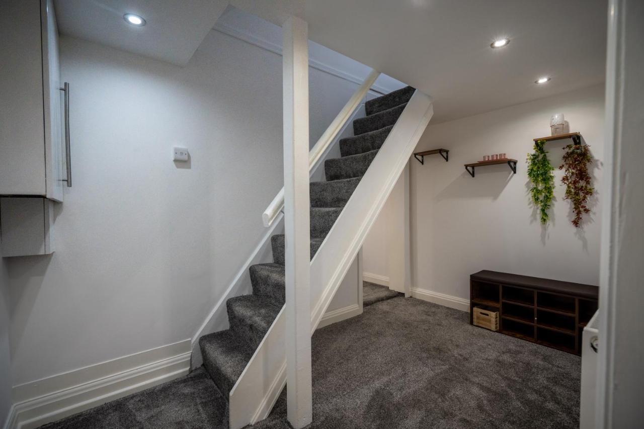 Cavendish Cat And Gaming House * Blackpool