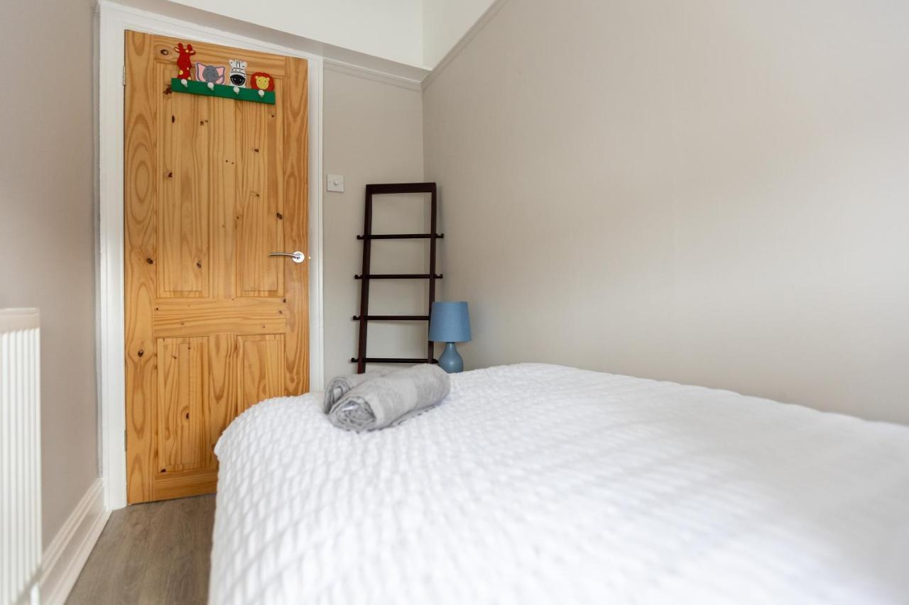 Holiday home Charles Alexander Short - Ansdell House *