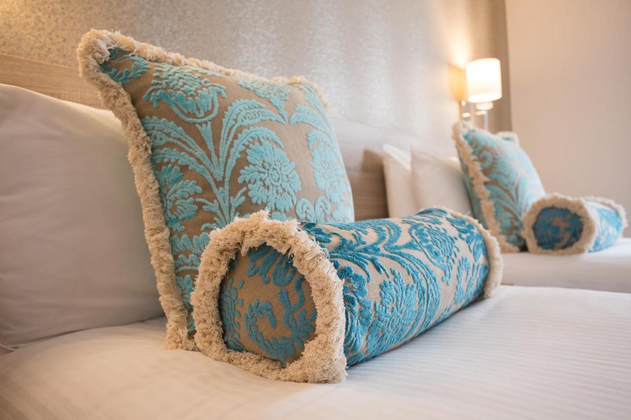 Sheraton Hotel 3*