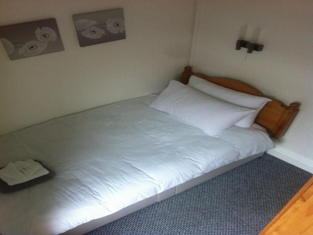 Deneside Guest house Blackpool