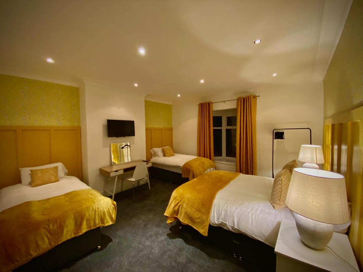 Holiday home Captivating 4-bed Hot Tub House In *
