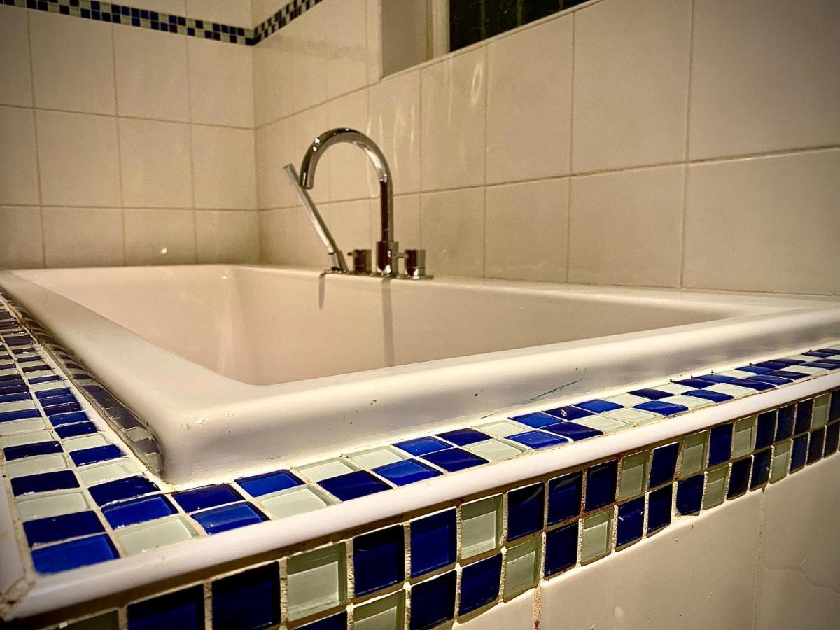 Holiday home Captivating 4-bed Hot Tub House In Blackpool