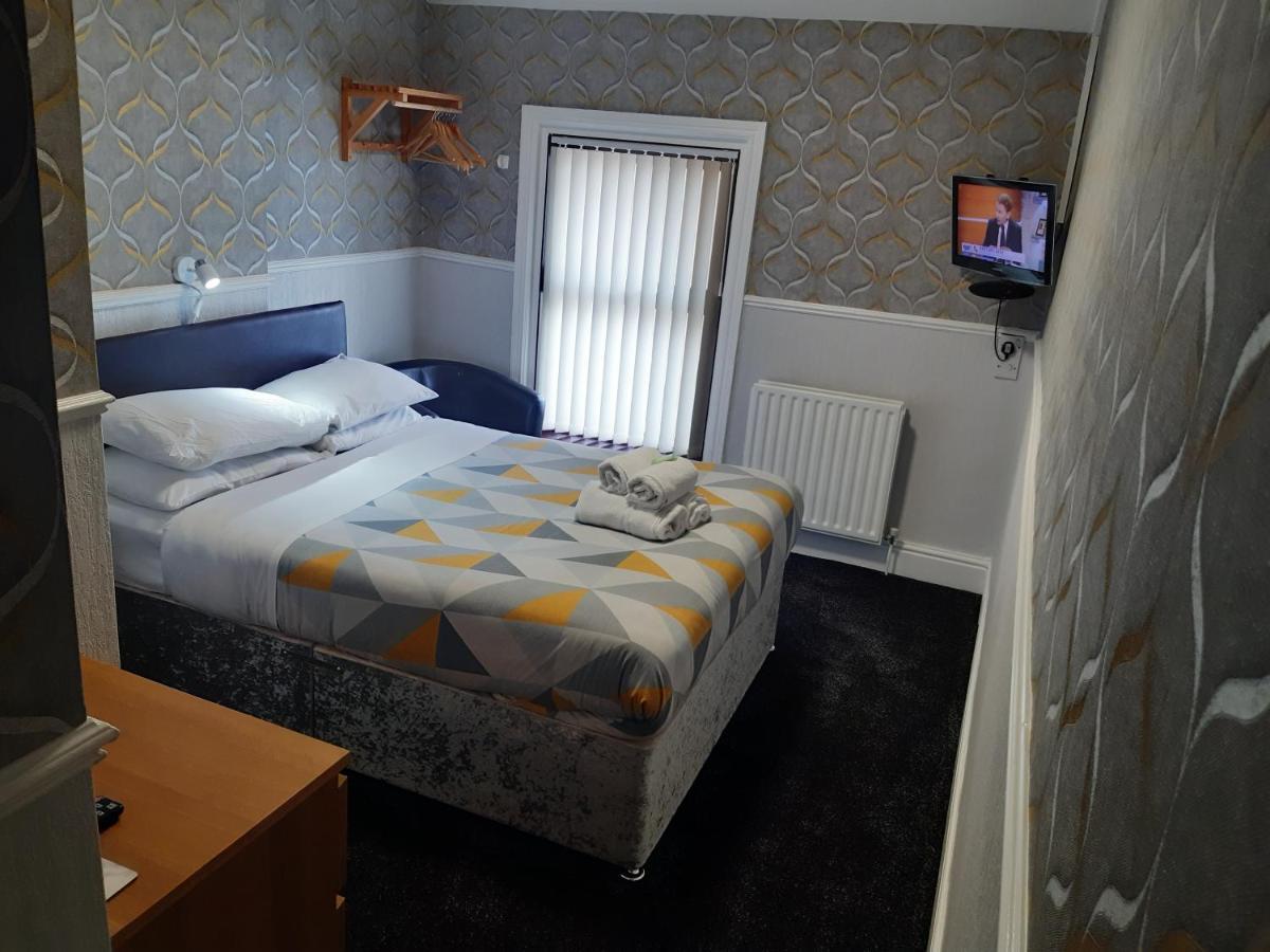Wellington 2* Blackpool
