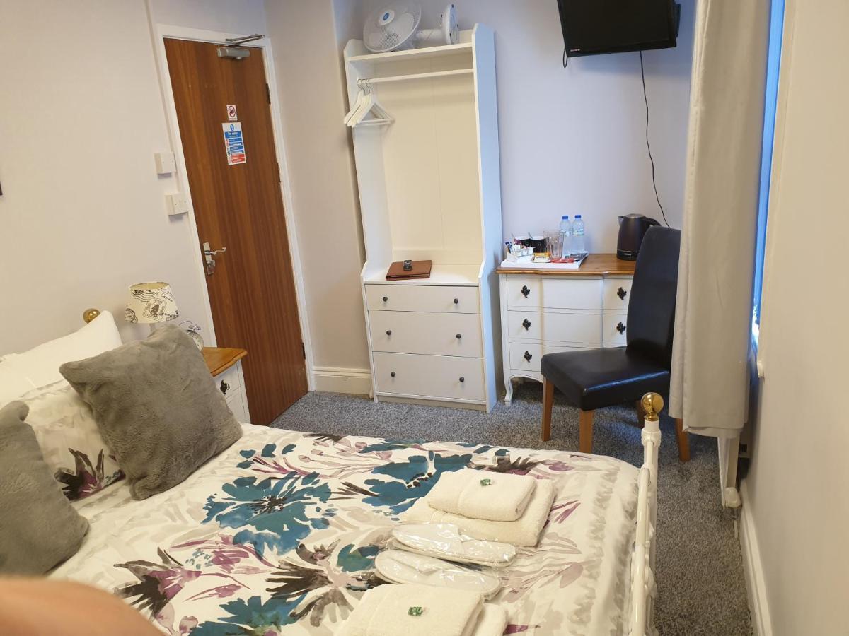 Bed & Breakfast New Bond 3*