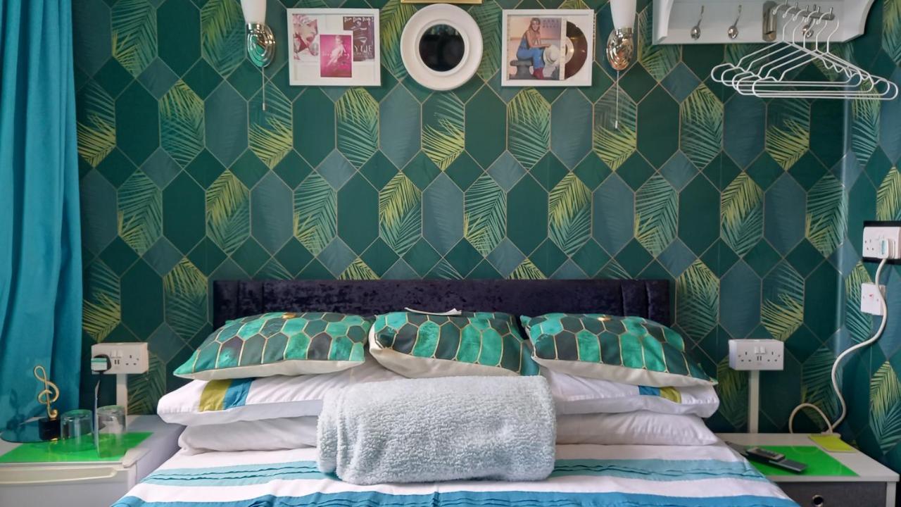 A&p At The Sheron House 4* Blackpool