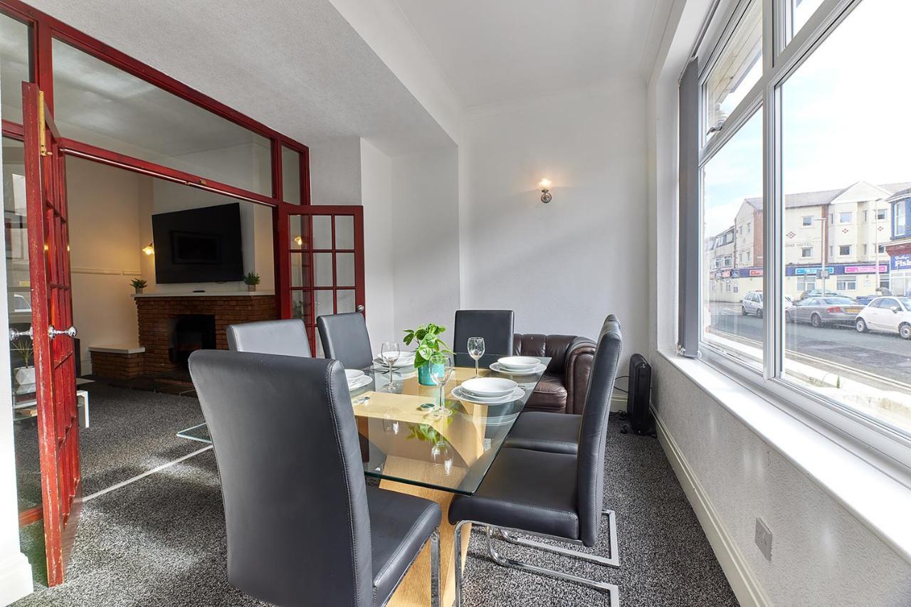 Apartment Pleasure