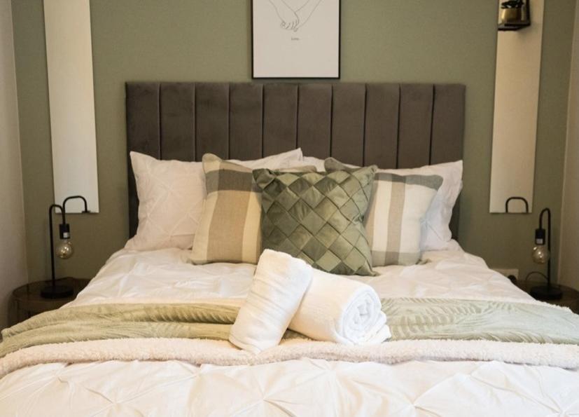 Abode - Vance Road Star House Apartment *