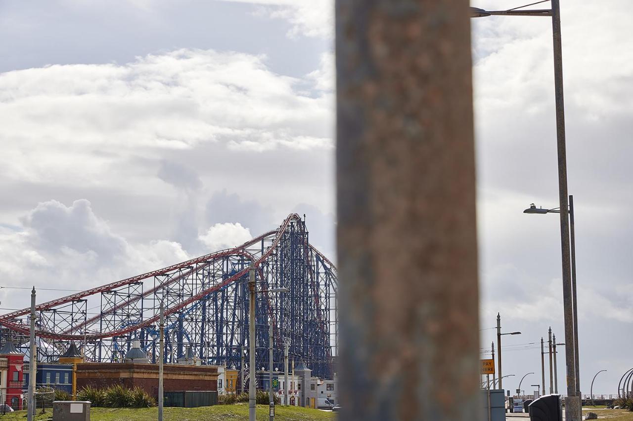 Pleasure * Blackpool