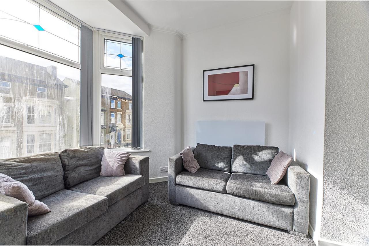 Pleasure Apartment *