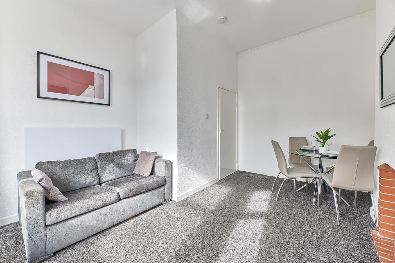 Pleasure Apartment