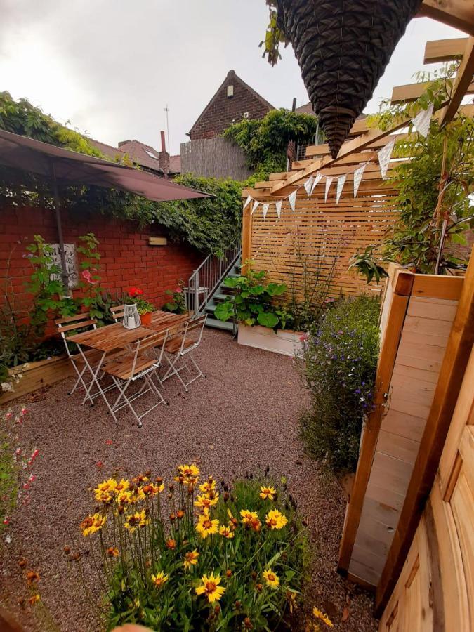 Unique 2 Bedroom In The Ideal Location