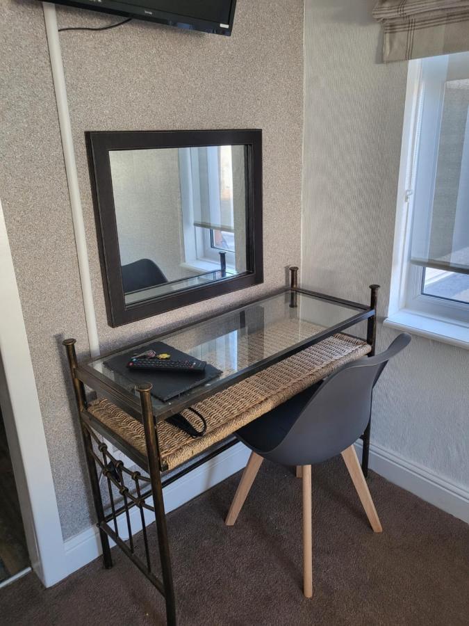 140 Bond 3* Blackpool