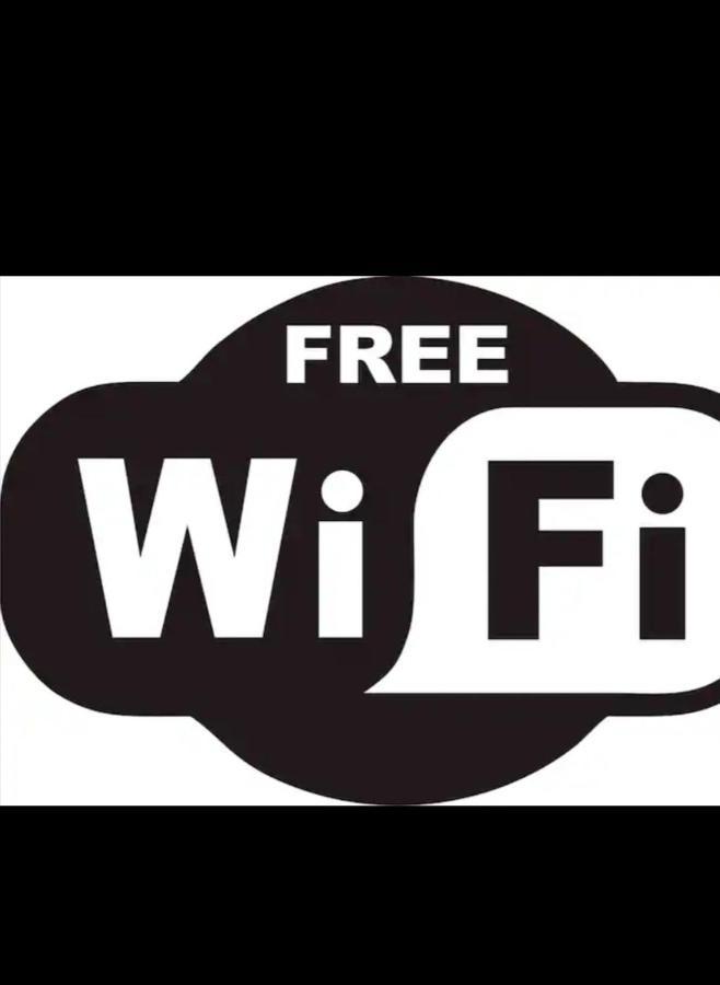 Newly Refurbished Clarendon Apartments, Free Wifi, Parking Apartment *