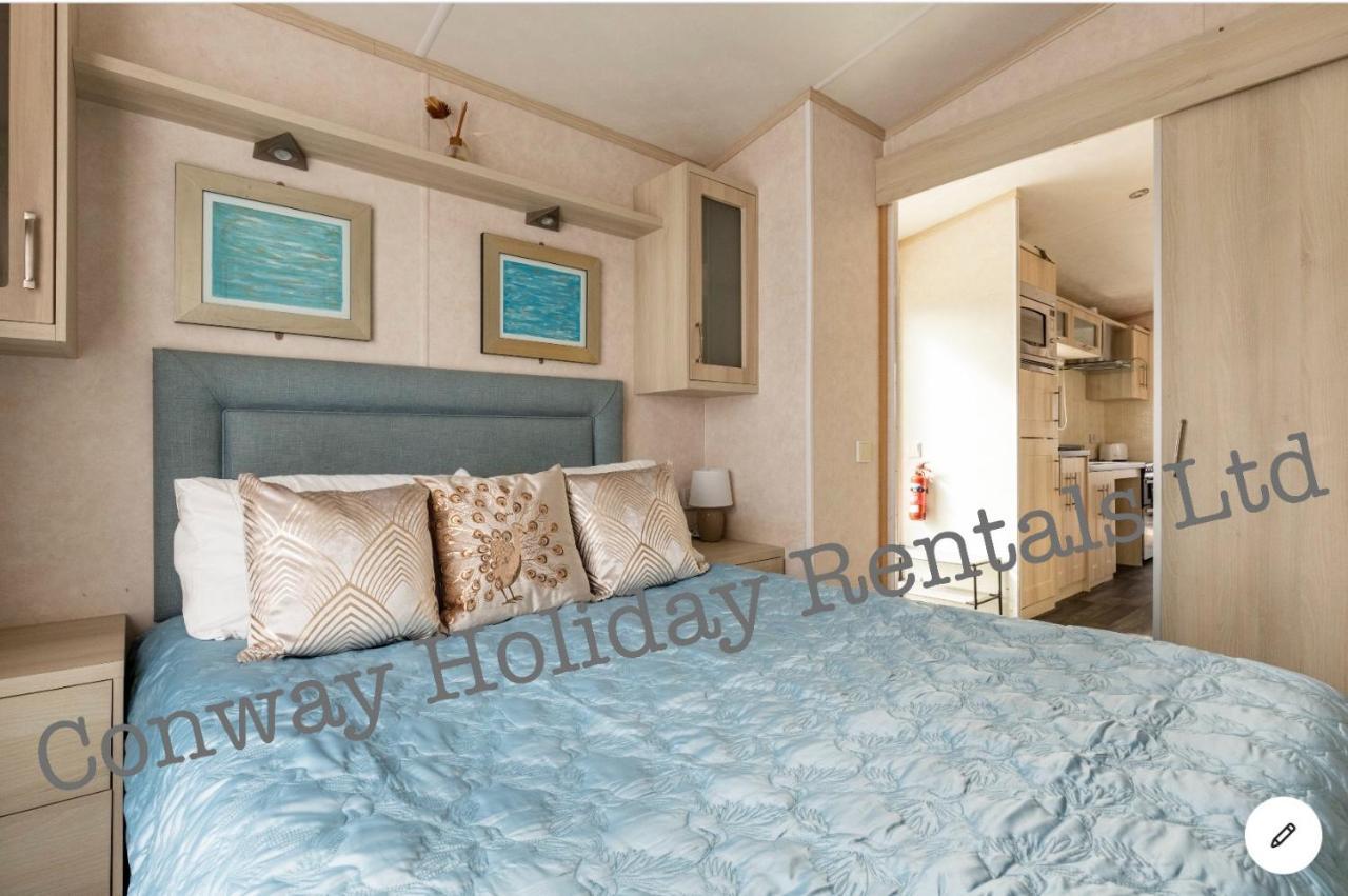 Caravan For Hire Marton Mere Blackpool