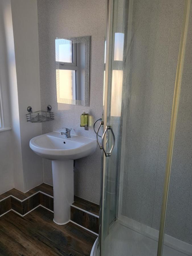 Guest house 140 Bond