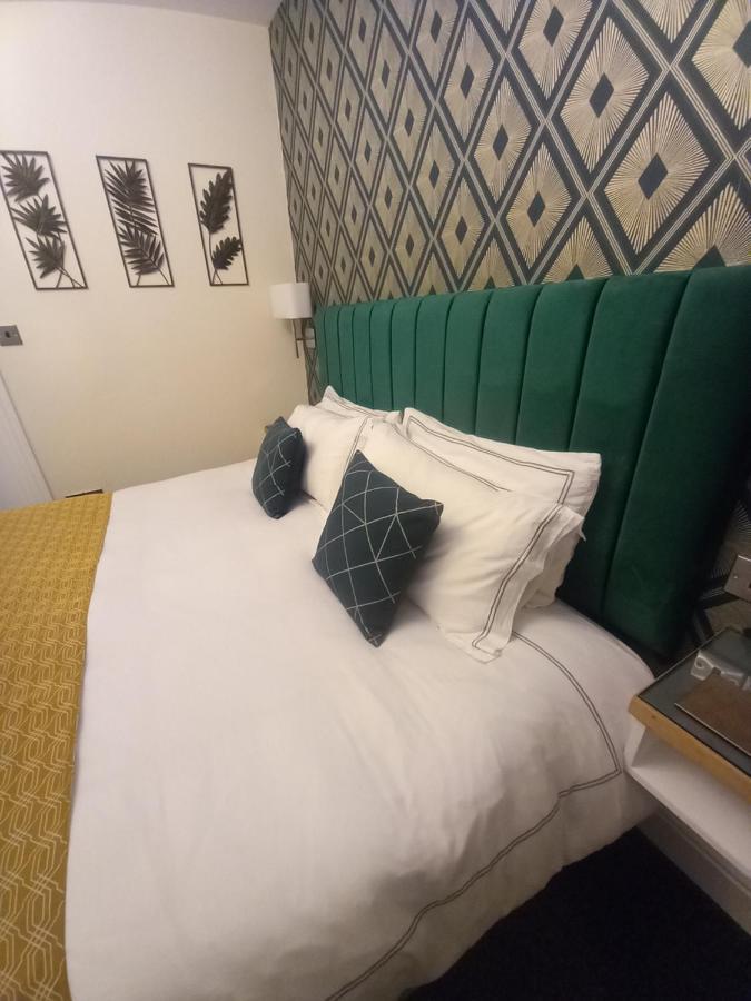 The Gatsby - Formerly The Windsor Guest house