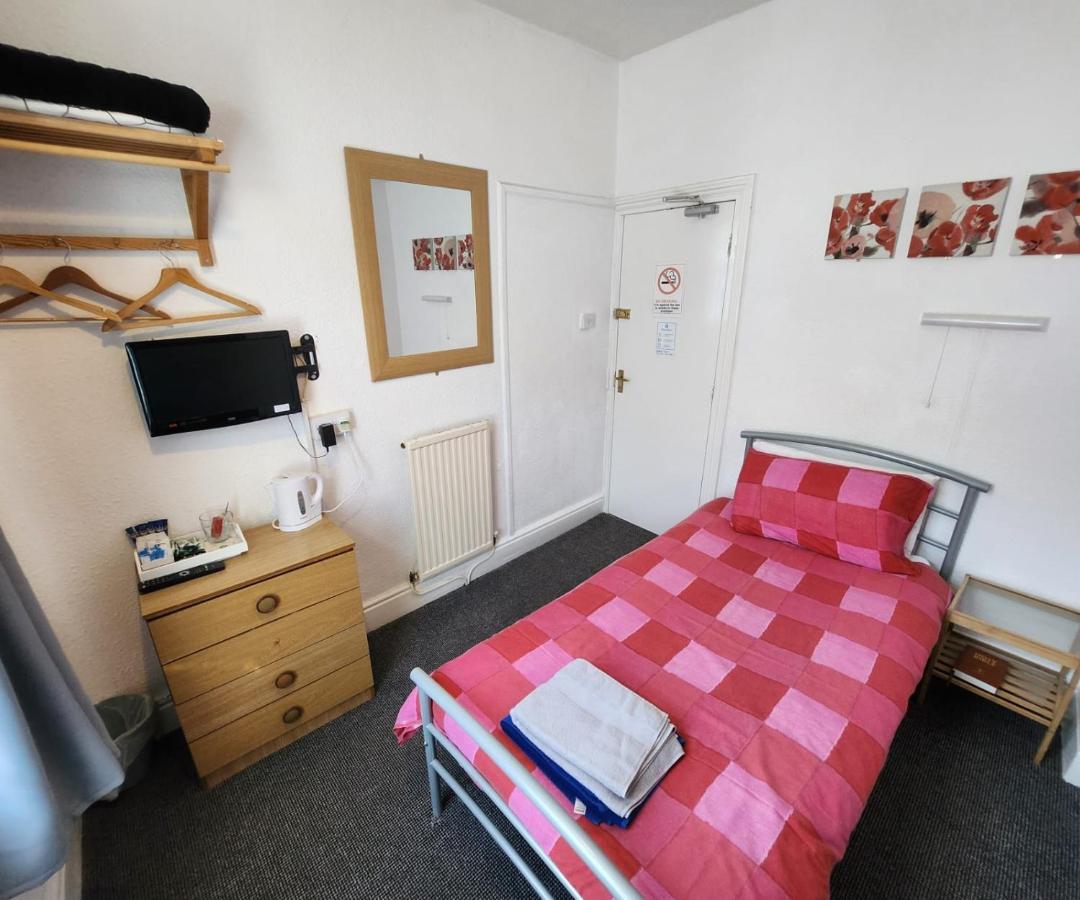 Guest house The Moorfield 2*