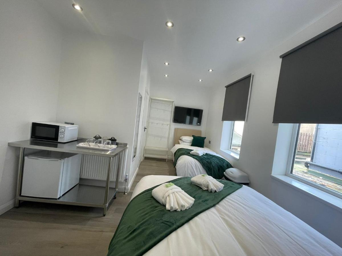 Guest house Araan House -families And Couples Only *