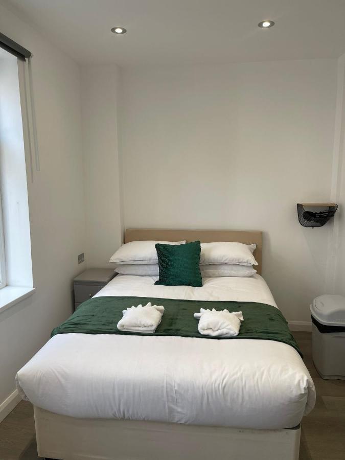 Araan House -families And Couples Only Blackpool