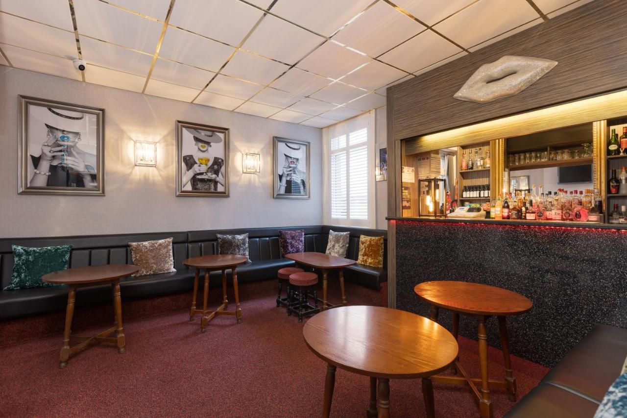 Hotel Adelaide - Town Centre - Opposite Winter Gardens
