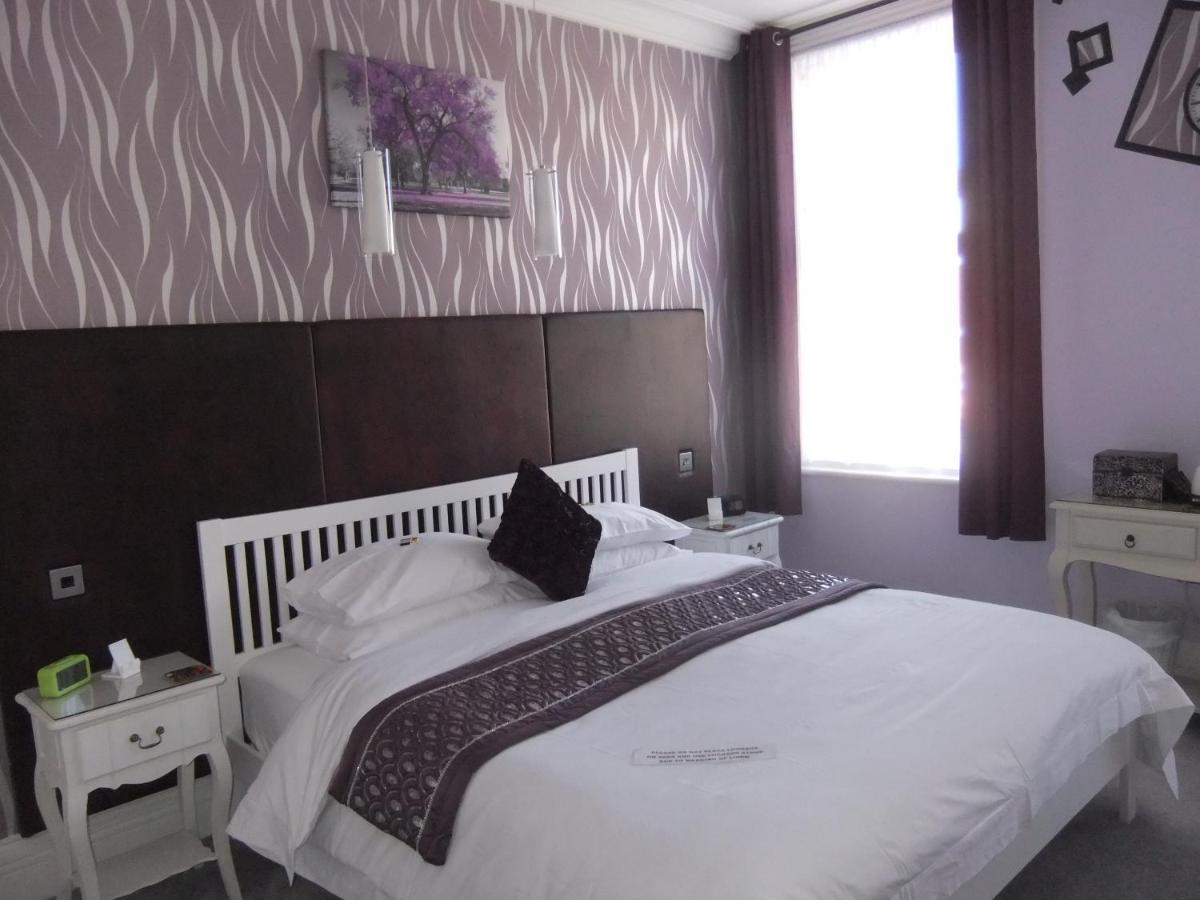 Fourrooms Bed & Breakfast