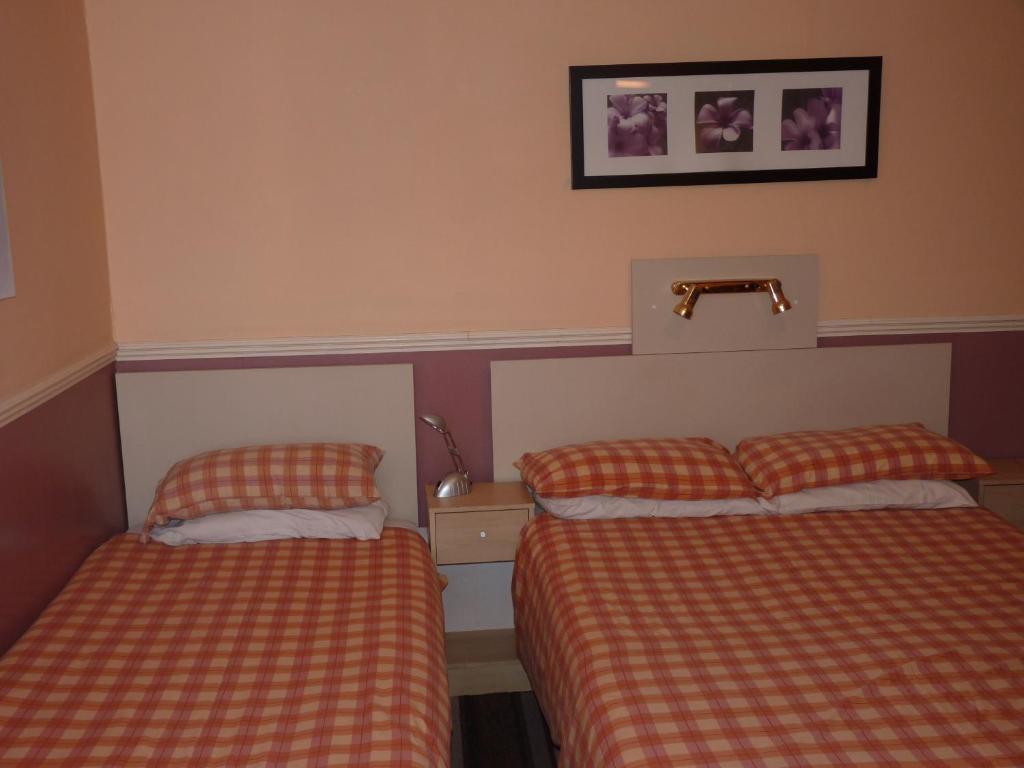 The Avon 3* Blackpool