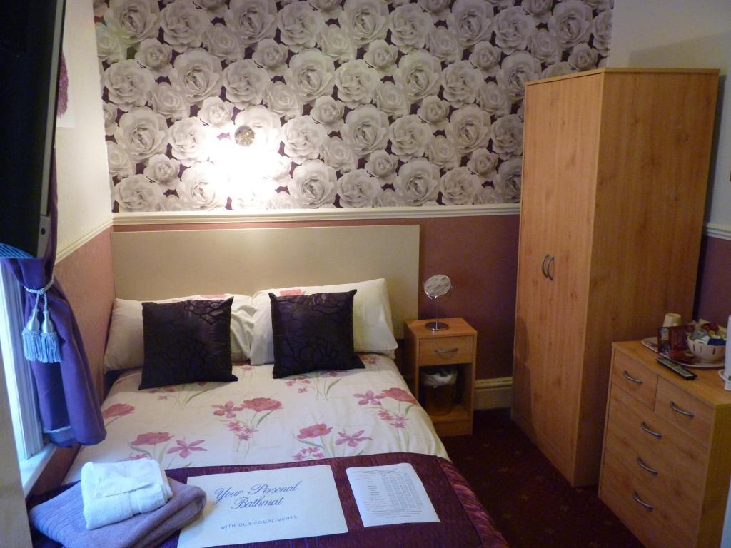 The Avon Guest house Blackpool