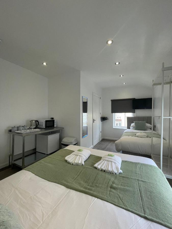 Guest house Araan House -families And Couples Only *