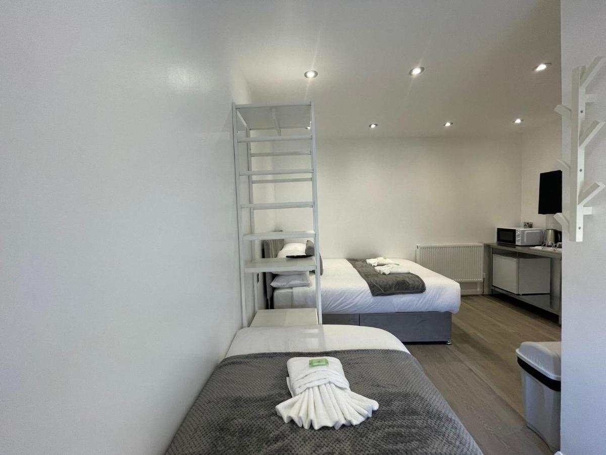 Araan House -families And Couples Only Guest house Blackpool