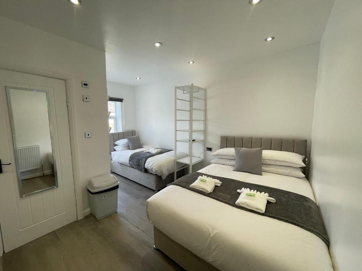 Araan House -families And Couples Only Guest house Blackpool
