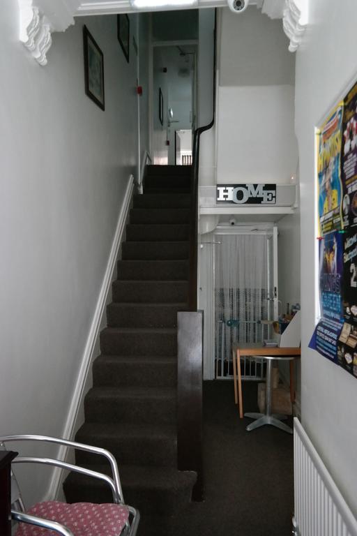 Cardoh 3* Blackpool