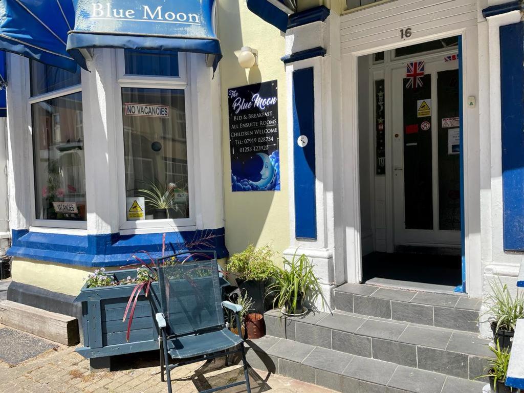 Bed & Breakfast The Blue Moon 2*