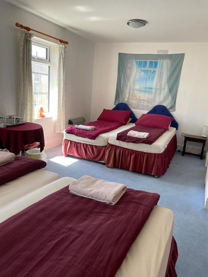 Bed & Breakfast The Blue Moon 2*