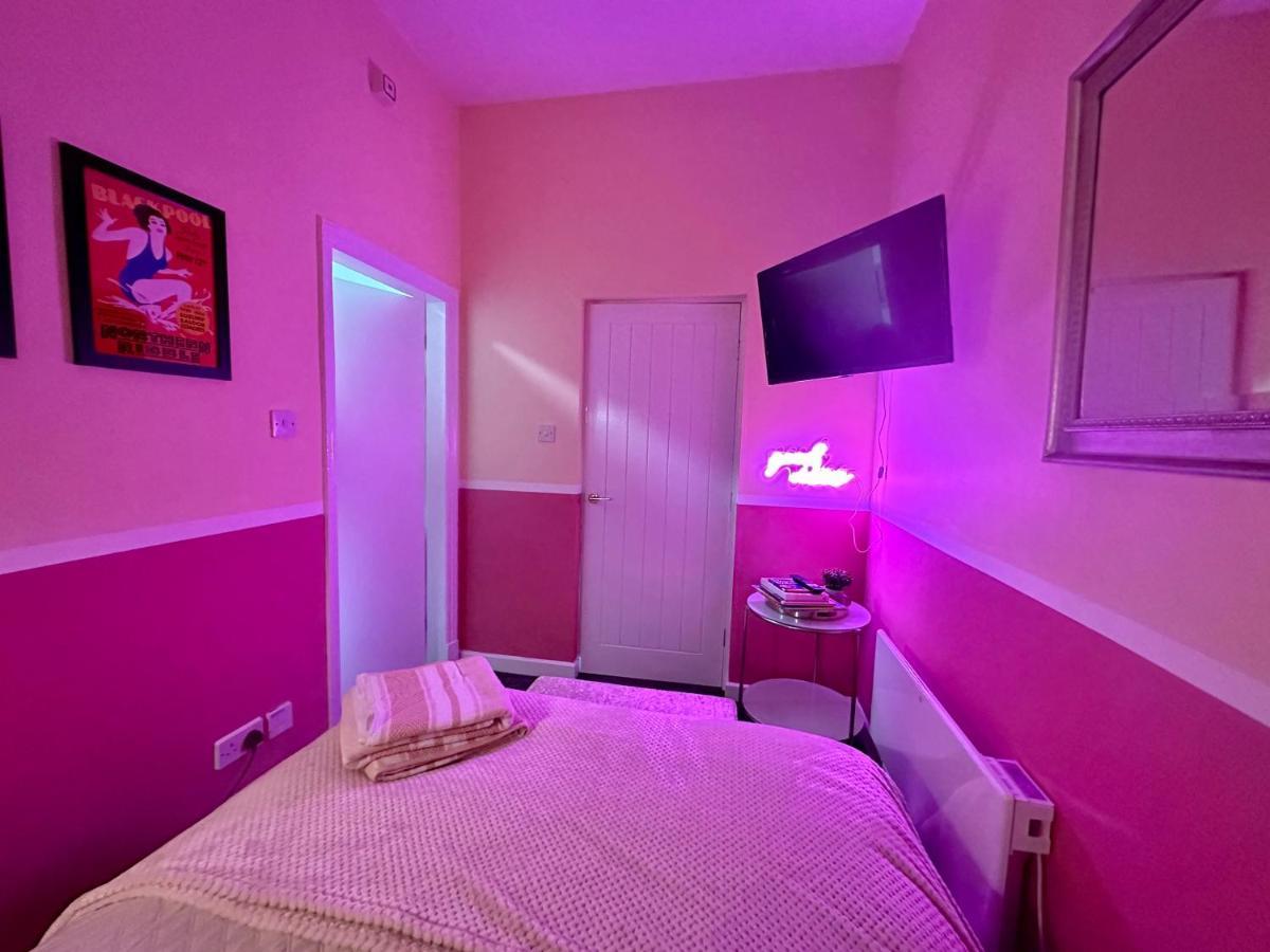 Apartment Rocks Pleasure Blackpool
