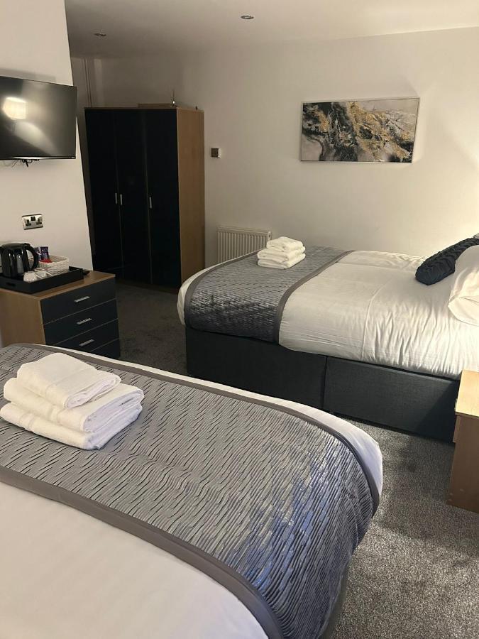 Woodhouse Fully Refurbished Quiet Family No Stag Or Hens Will Be Refused On Checkin Hotel Blackpool