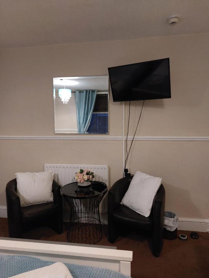 Lynbar Blackpool