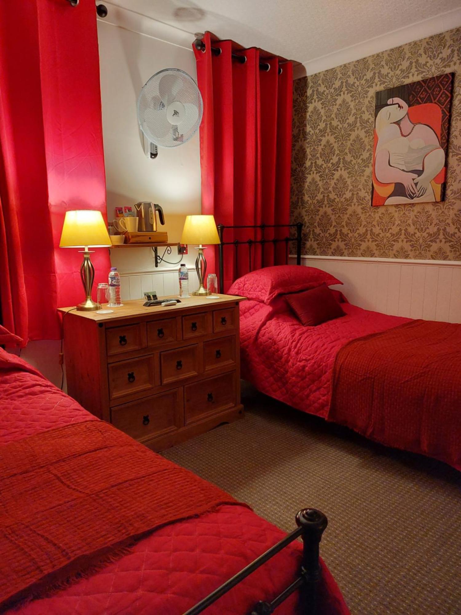 Westfield House 3* Blackpool