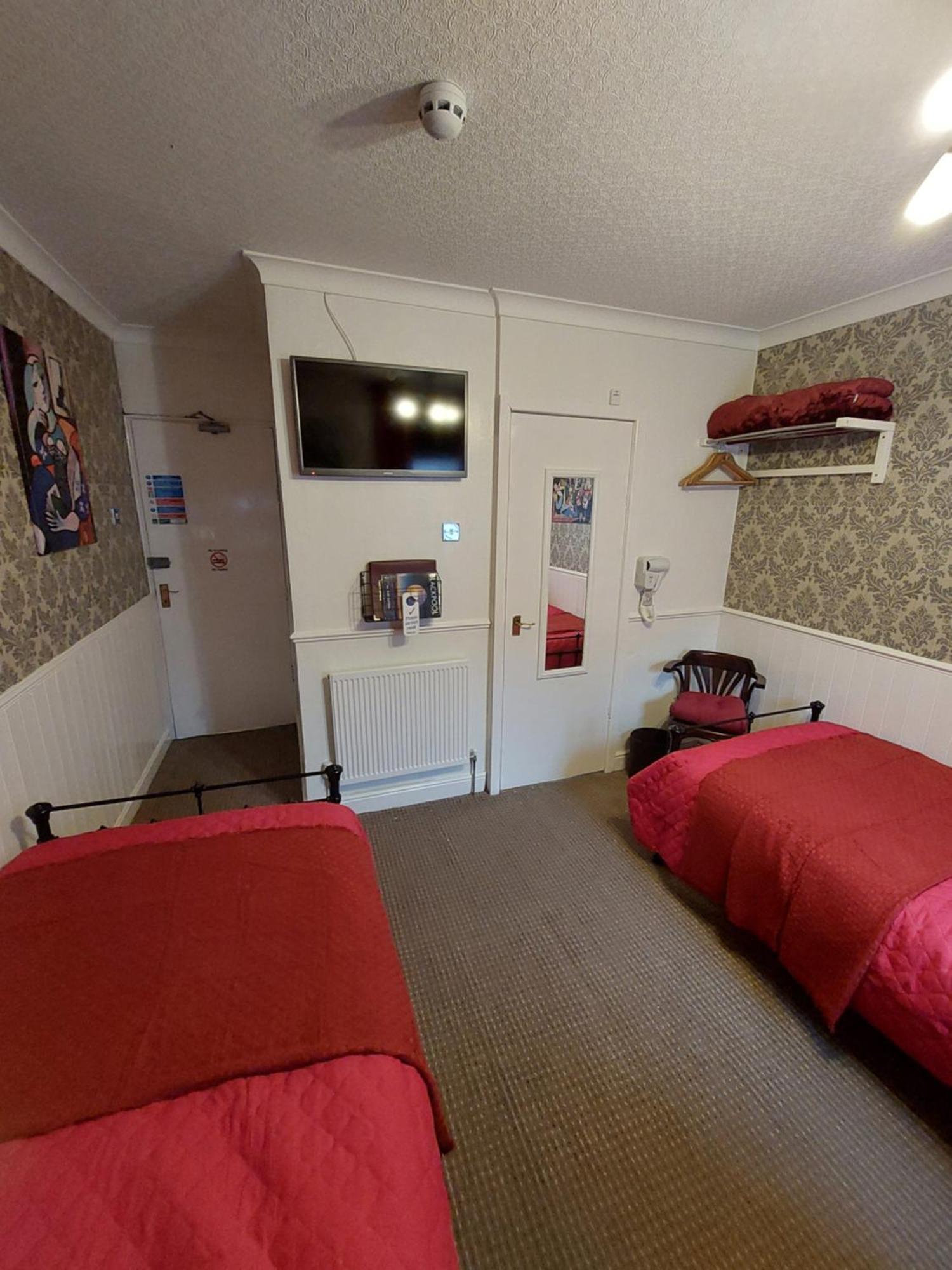 Westfield House 3*