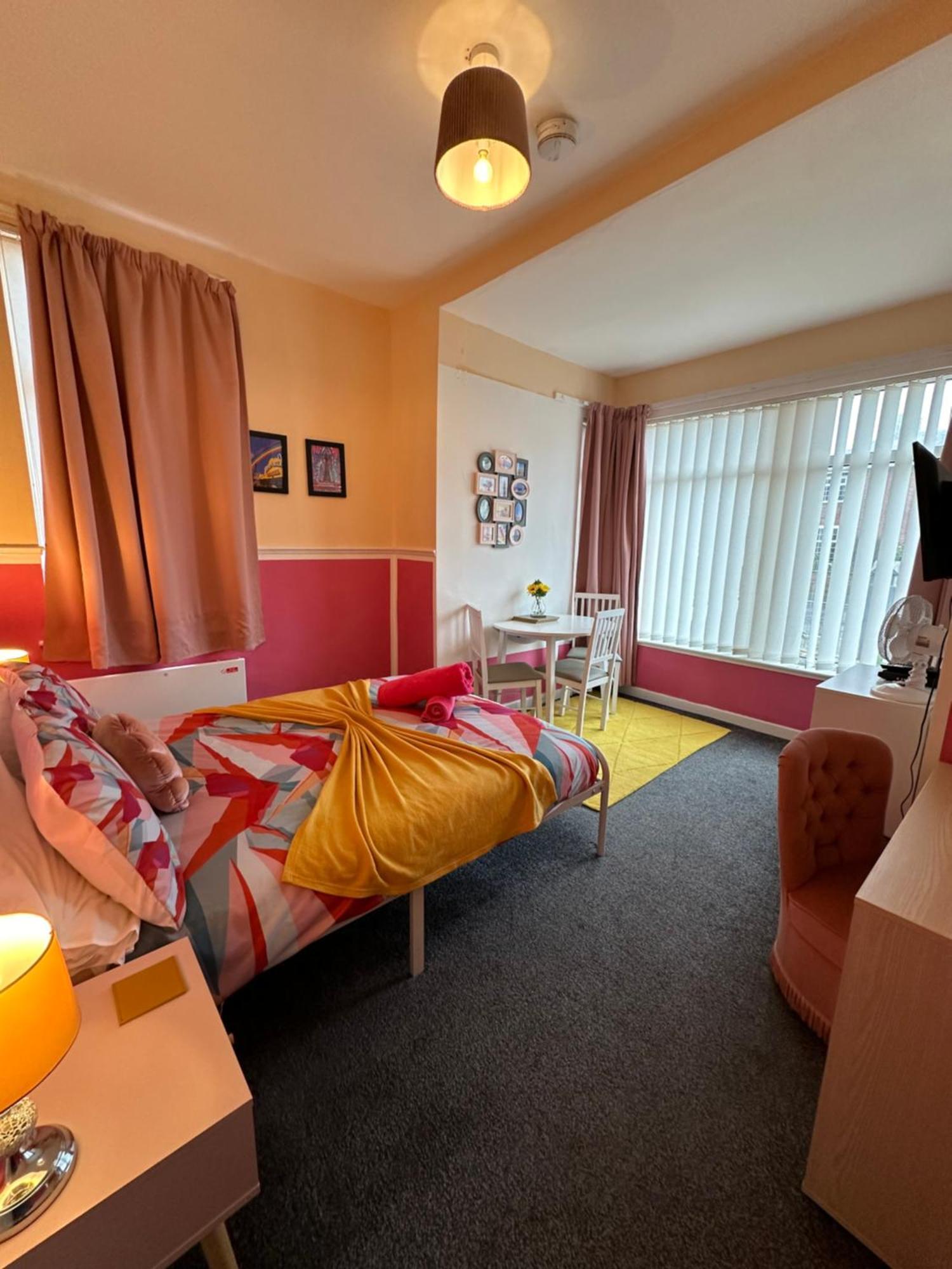Apartment Rocks Pleasure Blackpool