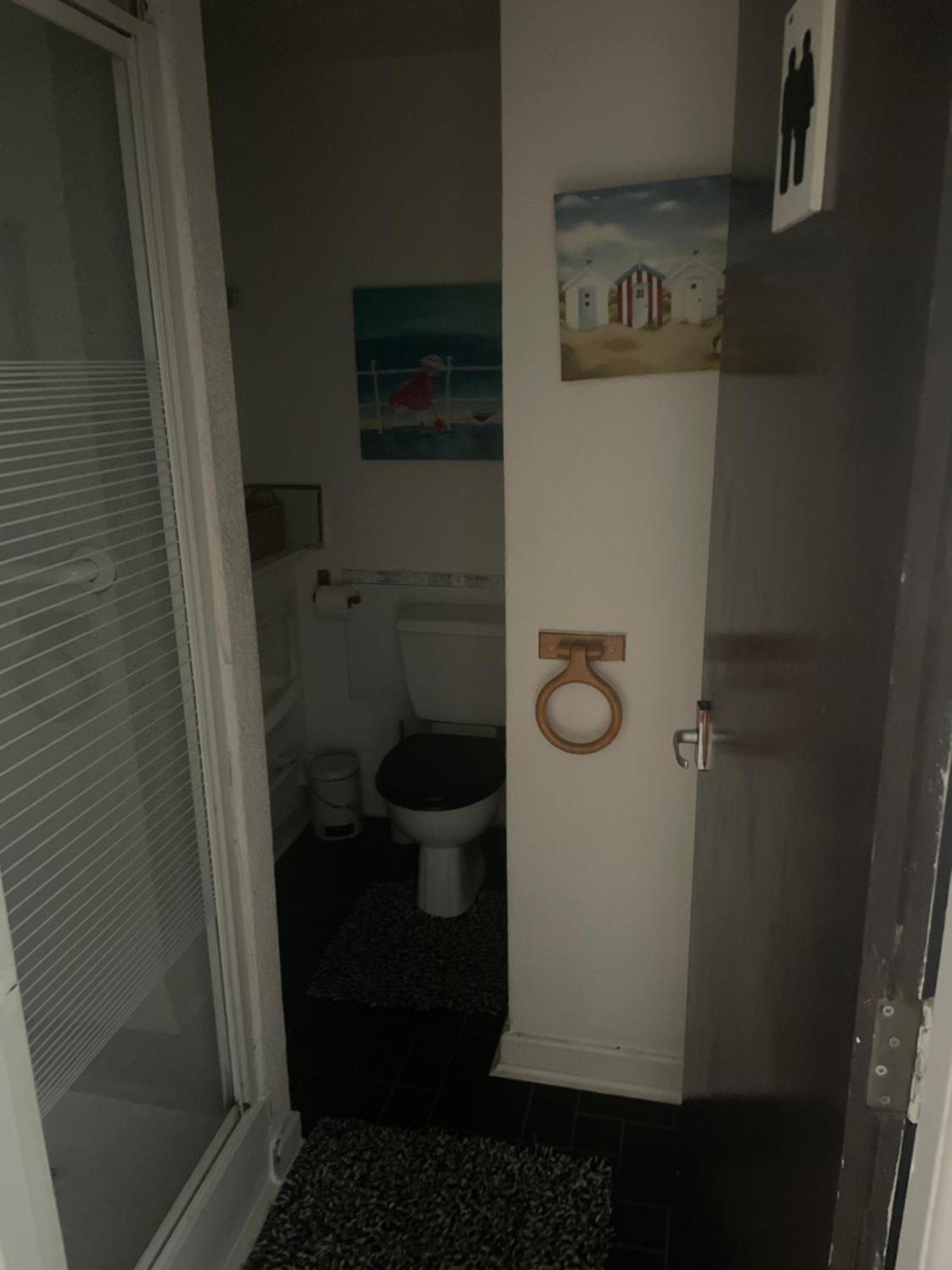 Sarnia Flats Aparthotel 2*