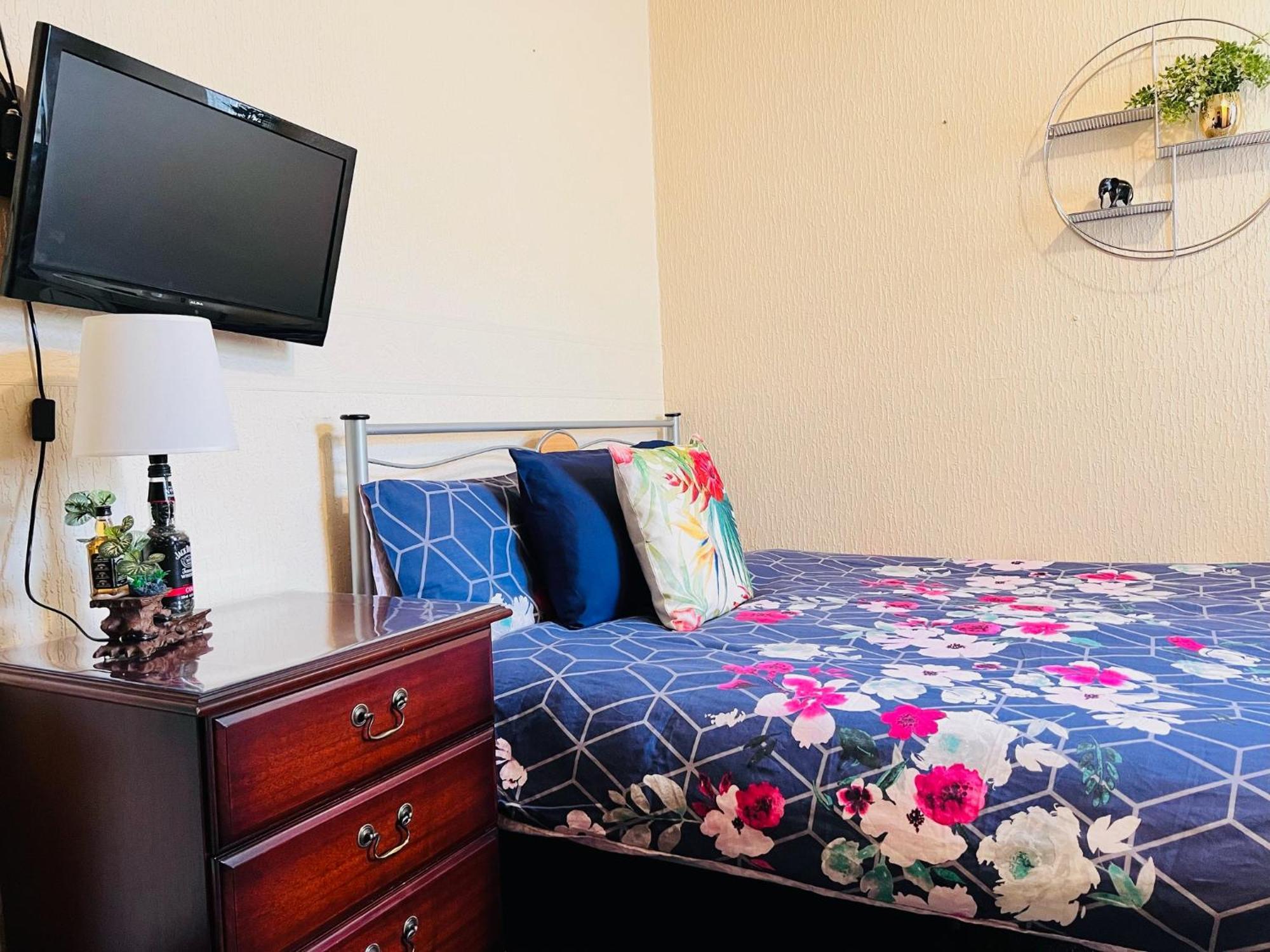 Galaxy Guest house *