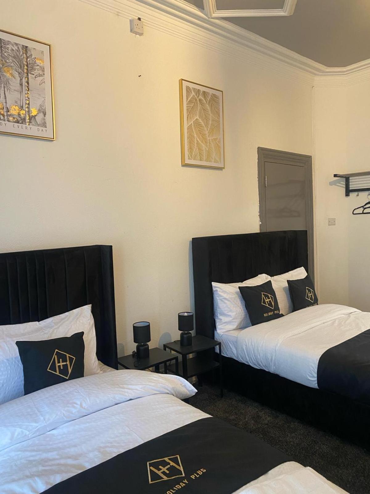 - Holmfield Road Apartment Blackpool