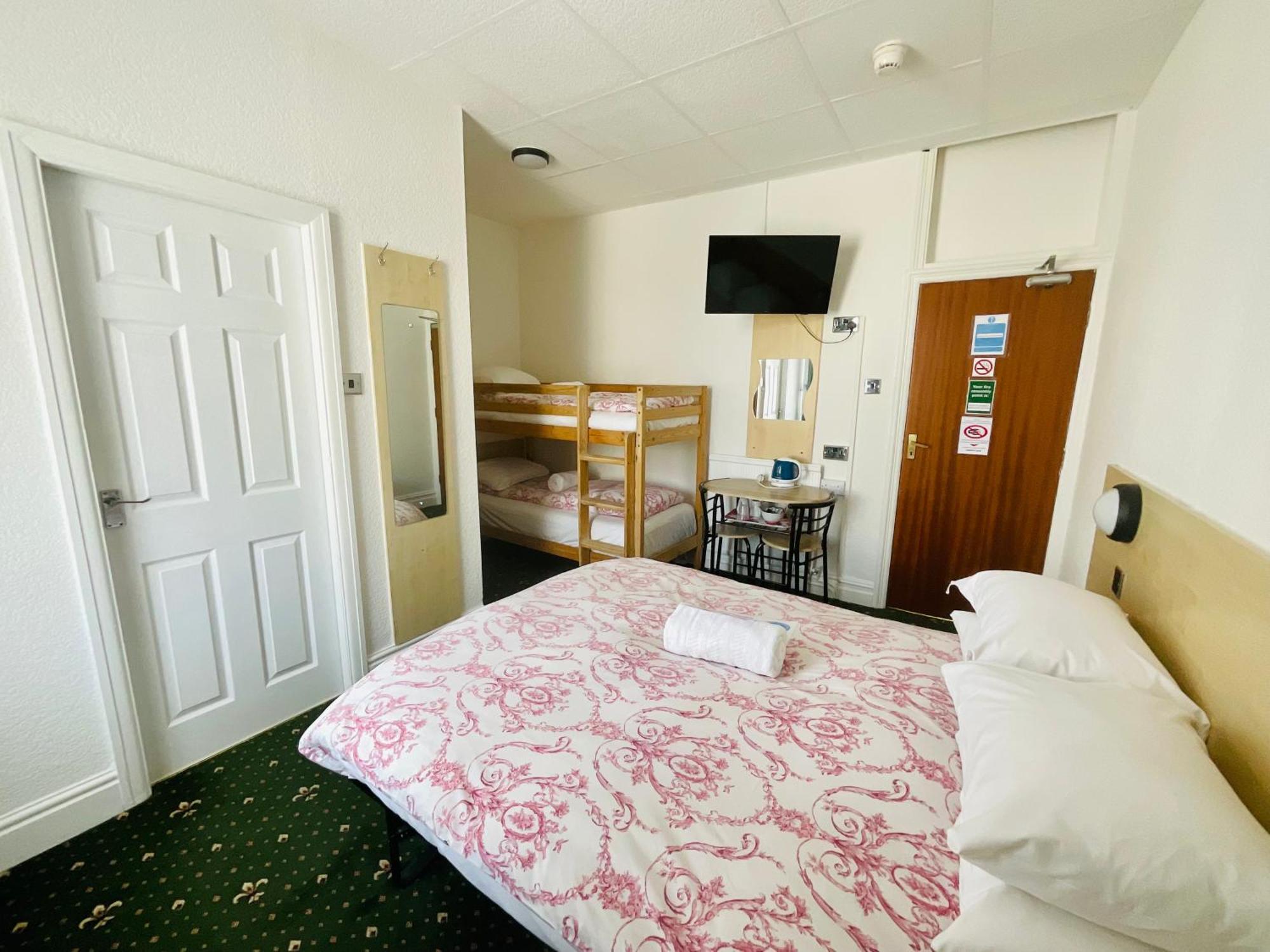The Danescourt 3* Blackpool