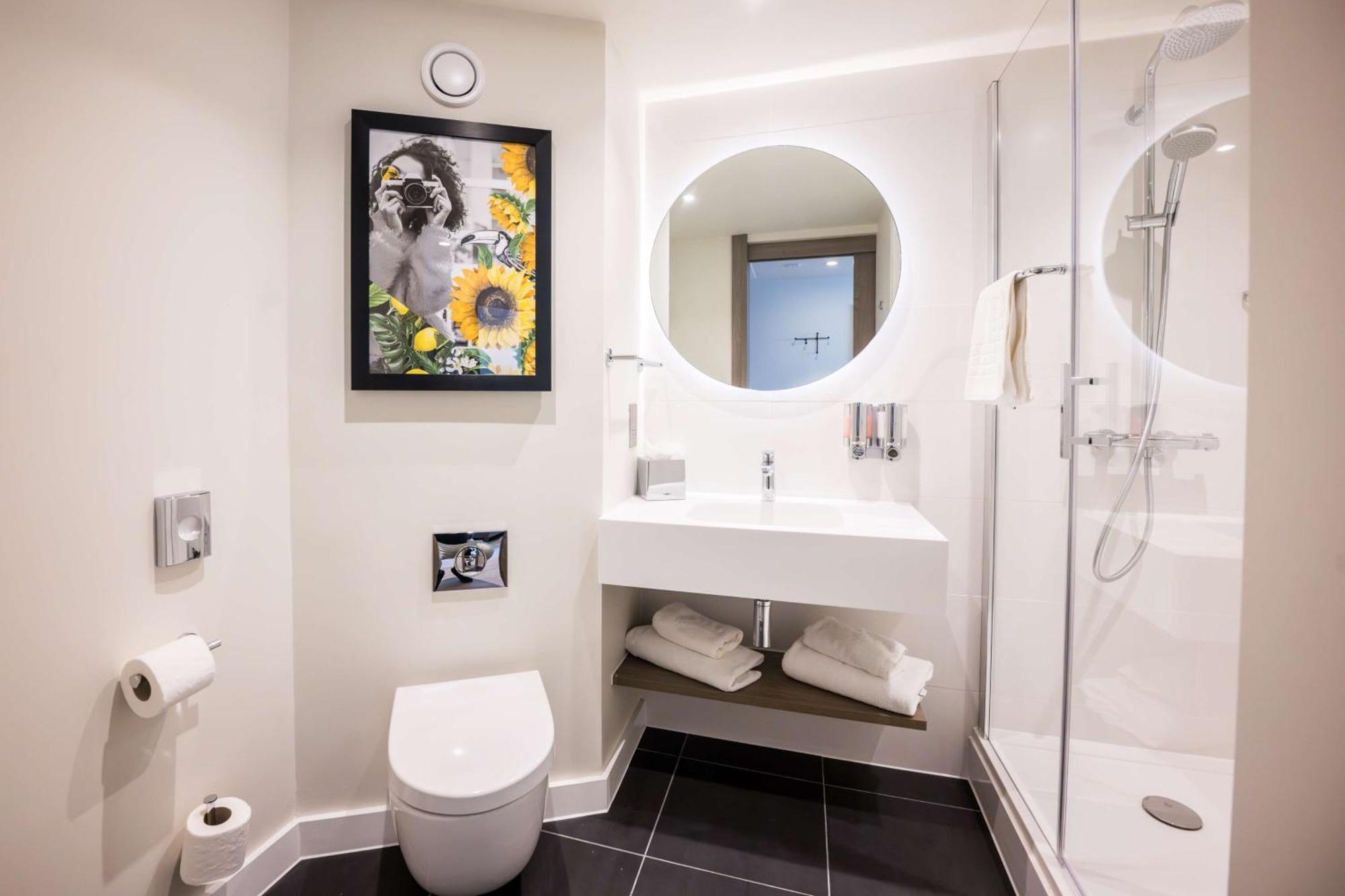Hotel Hampton By Hilton 3*