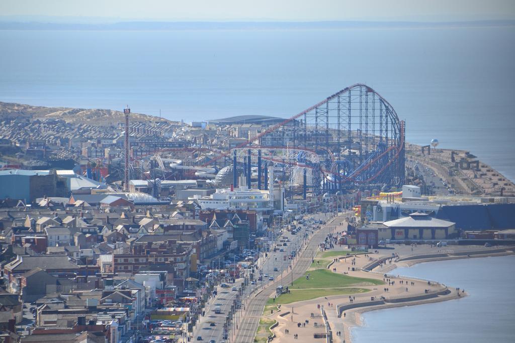 Camelot Seafront * Blackpool
